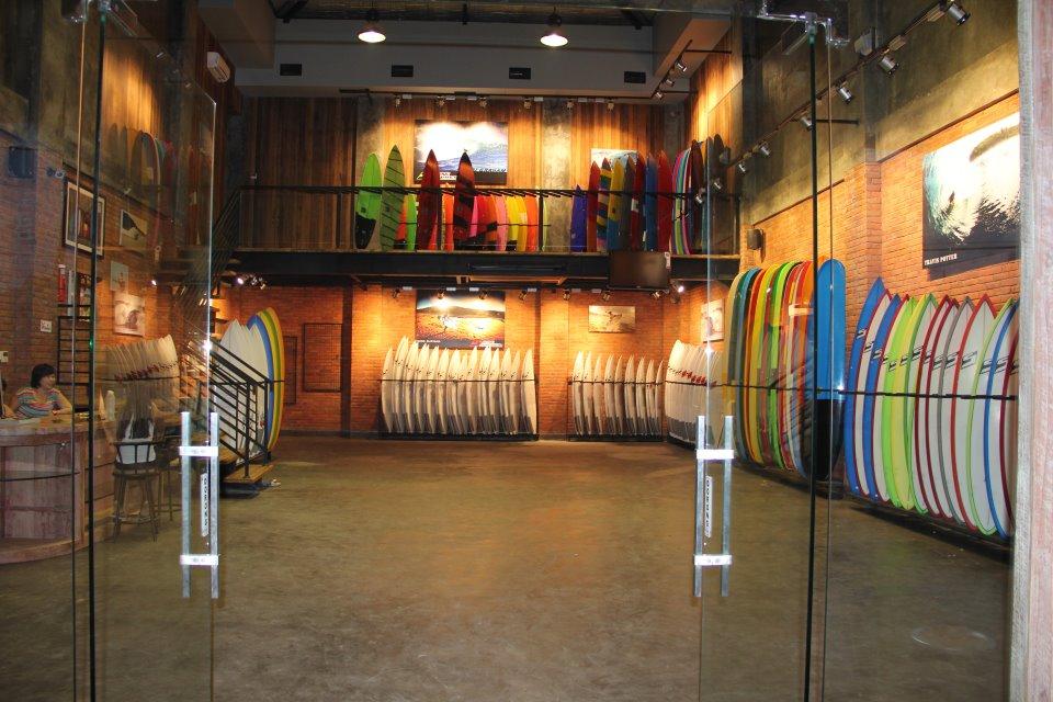 luke studer surfboard shop