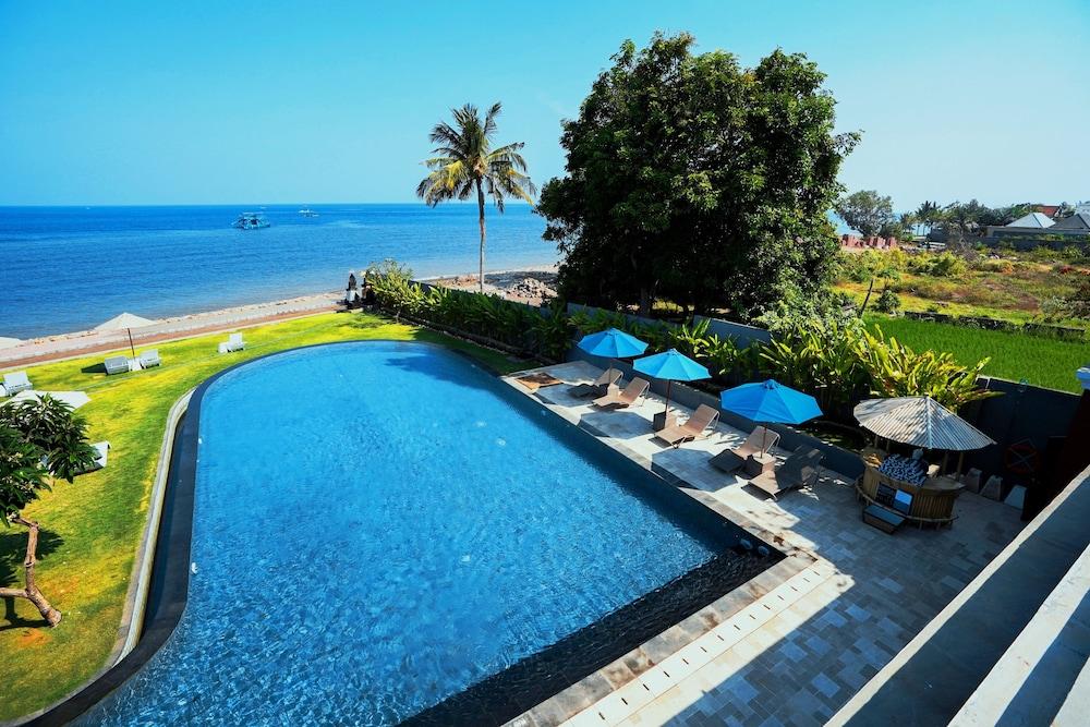 The Bali Bible | Lovina Beach Club & Resort