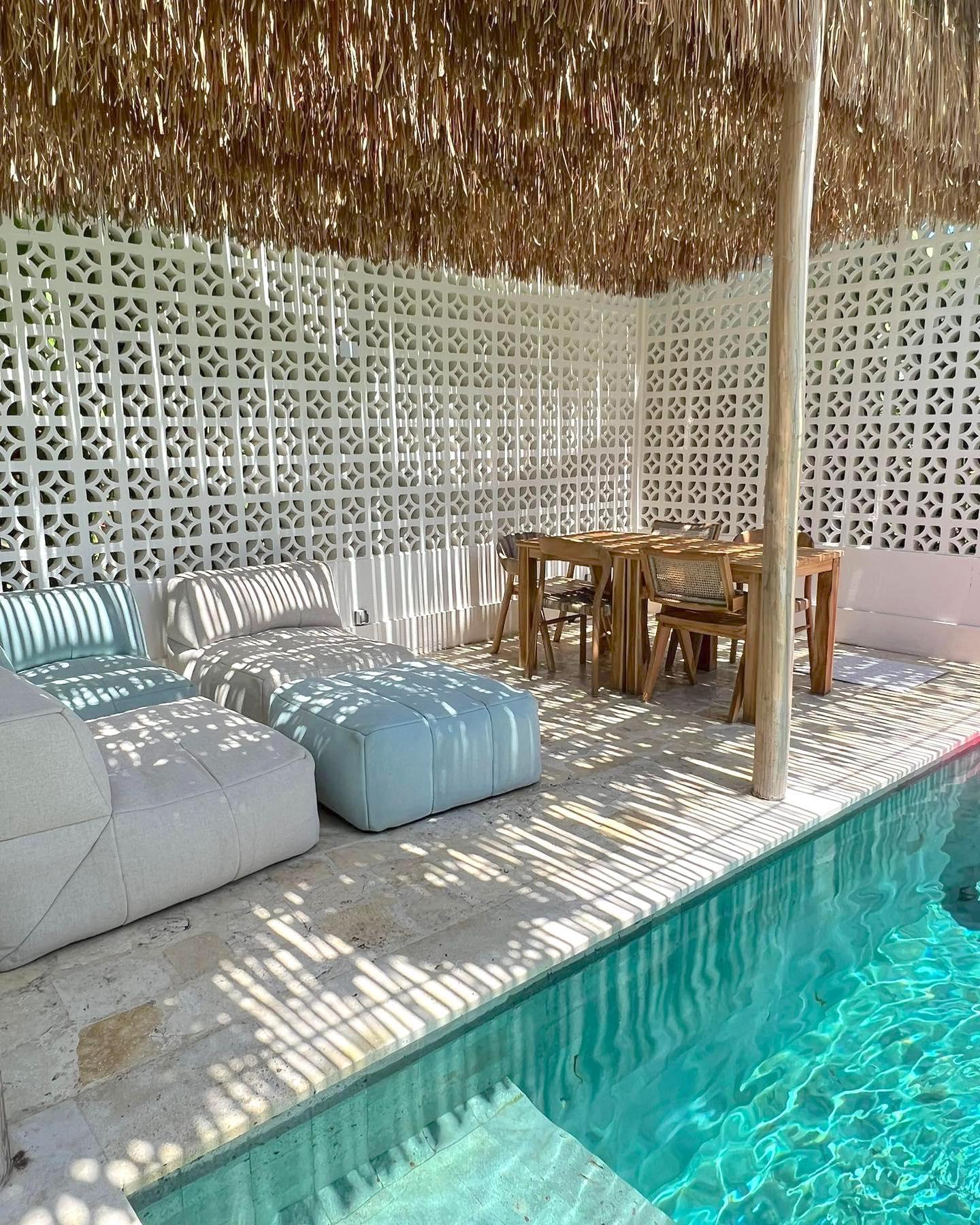 The Bali Bible Banana Lounge Bali, Uluwatu